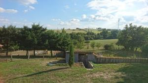Gîte tout confort entièrement équipé 50 m2 autonome, avec parking