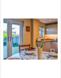 Prestella Semi by the sea