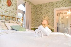 Maisons de vacances Les Trois Moulins - 10min Pont L-Eveque - 10P : photos des chambres