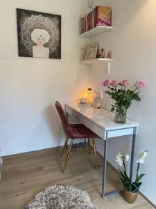 Her Sanctuary - Luže