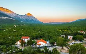 Beautiful Villa Ika with pool in Makarska - Vrgorac