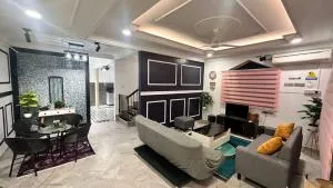 Raintown House - 甘文丁