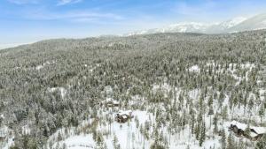 Bear Grass Manor