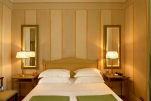 Deluxe Triple Room room in Antica Torre Di Via Tornabuoni 1