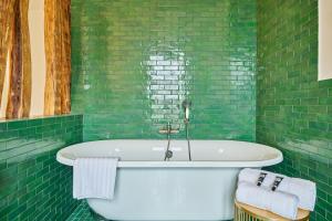 Appart'hotels Maleyssie Les Suites : photos des chambres