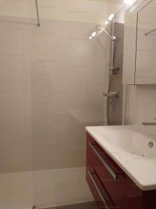 3PA45 - Très confortable T2 avec terrasses dans résidence avec piscine et parking