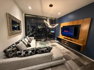 Loft-Piscina-Gym-Ludoteca