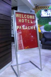 Hotel Panache 500 Mtrs From Shri Krishna Janma bhumi Teample