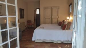 Hotels Hotel Le Mas Trilles : photos des chambres