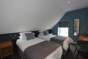 Twin Room with Private Bathroom room in Gwesty Nanhoron Arms Hotel
