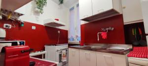Happy Domus Roma Ippolito Nievo Flat a Trastevere