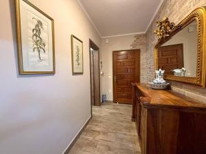 Dion and Evas OldTown Apartment