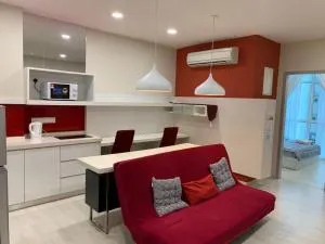 Straits Garden Suites - Jelutong