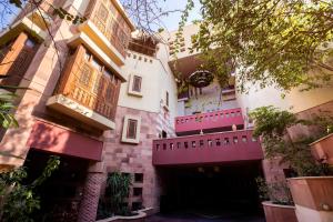 Villa Mango Hotel, near the American University in Cairo, AUC, New Cairo