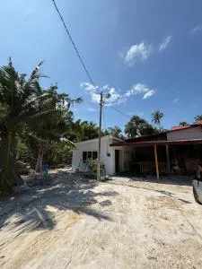 Teratak Laman Bari - Kampong Sungai Leman