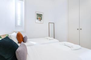 Stylish, Bright & Historic -Bica I