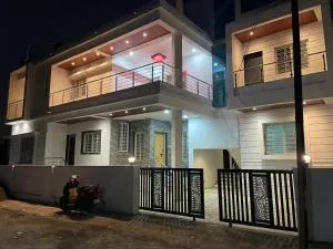 Shri Swami Samarth Home Stay - Matāla