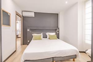 Scandinavian Urban 1 - 2BR apartment in center close to Palais des Festivals and the beach