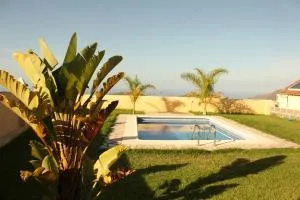 Casa rural El Pinito con piscina privada - La Caldera