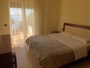 Beachfront Apartment - Sarandë