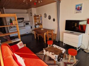 Résidence LES CHAMOIS - aux pieds des pistes de Chamrousse