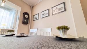 Stylish 2 BR apart in top center