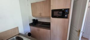 Les Orres 1800 vue montagne 4 à 6 couchages avec parking