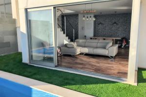 Friendly villa in Cullera with private pool - 120 m²