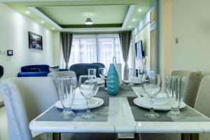 Modern executive fully furnished three bedroom apartments in kilimani