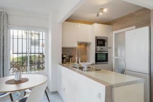 Pool and garden apt by Costarentals - Ref 253