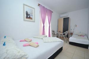Comfort Studio Apartment with Terrace room in Apartments Nedovic-Jaz