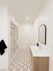On Trend - 427 Haven