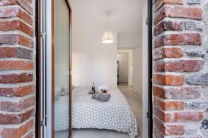 Residenza Jasmine Grey Apartment