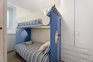 Residenza Jasmine Grey Apartment