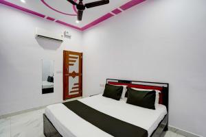 Hotel O New Golden Moon