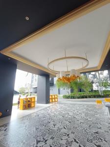 Arte Mont Kiara 4BR 8pax-10pax, 10mins to KLCC