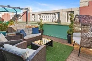 Downtown Louisville-Ideal Central Location- Rooftop Patio-Free Parking - Georgetown