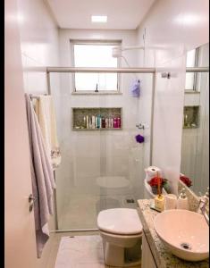 Casa térrea , bem localizada