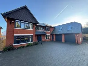 THE STUDIO - Silverstone village - walking distance to track - 银石