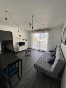 U1 Chaleureux appartement avec balcon à Uffholtz - 皮尔韦尔桑