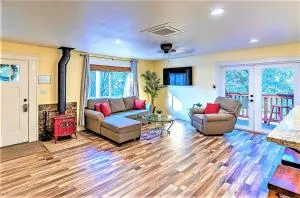 Cody's Cozy Cottage-Near Yosemite - Oakhurst