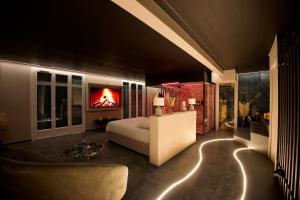 Mascarade suite and spa