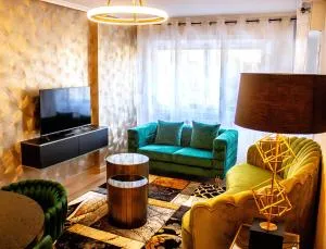 Golden Home - 圣西普安－德比尼亚斯