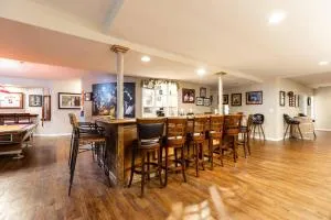 Manor in the Park - Annapolis - Pasadena