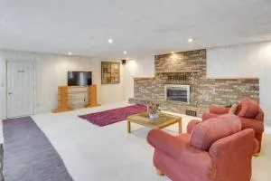 Spacious Studio - 5 Mi to MGM Northfield Park! - Maple Heights