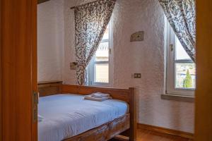 Fener burnunda Denize sıfır orjinaltaş malikane