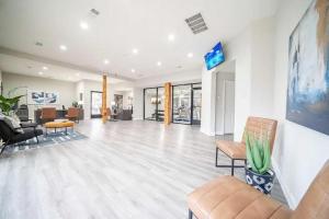 Landing at The Biltmore - 2 Bedrooms in North Arlington