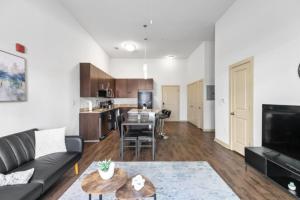 Cozy 1BR Sanctuary Near Culture and Dining 52