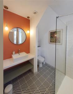 B&B / Chambres d'hotes La Parenthese a Etrigny : photos des chambres