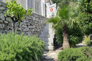 Maison chaleureuse au cœur des Calanques de Marseille + jardin.